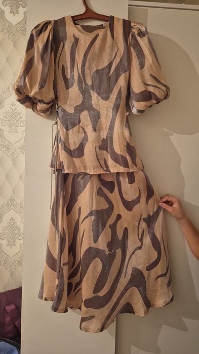 Двойка 1рет киілген  атлас матасы.