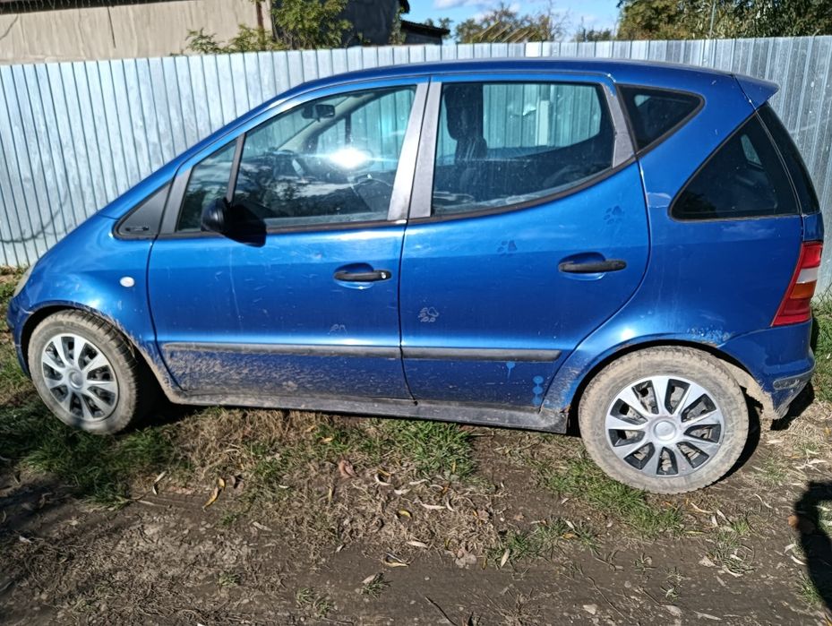 Vând  Mercedes A 140