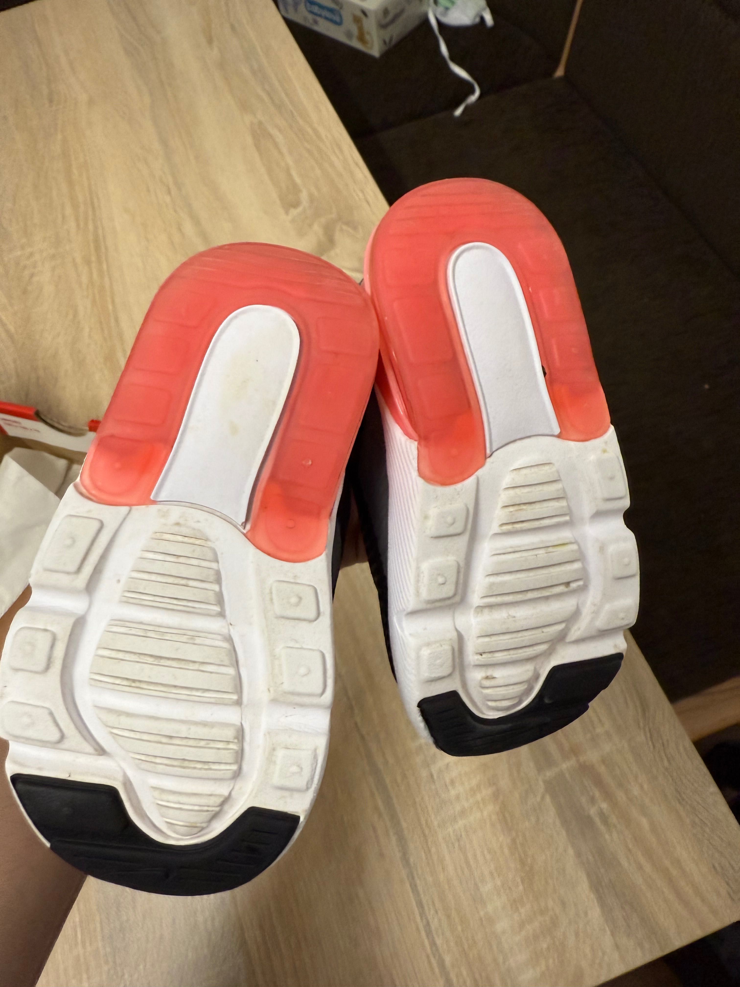Детски маратонки Nike air max 270 оригинал номер 22