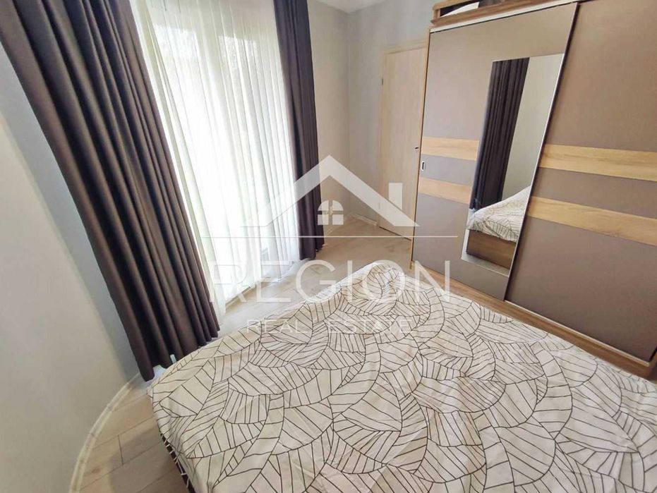 Дава се под наем Двустаен апартамент в Варна, Лятно кино Тракия - 70 кв.м за 561 € - Снимка #6