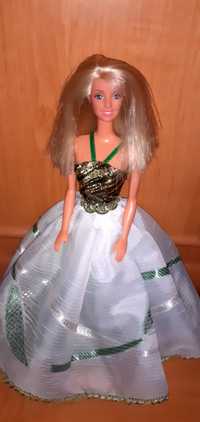 Papusa Barbie de colectie 9