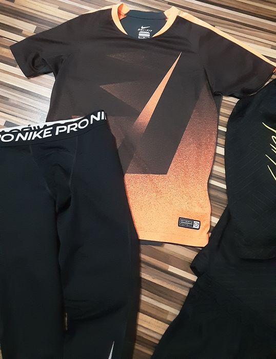 ( М 137-146) NIKE PRO-Nike оригинални термо клин,горници,долници,шорти