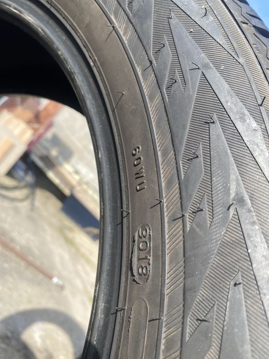 Cauciucuri de iarna 235 55 19