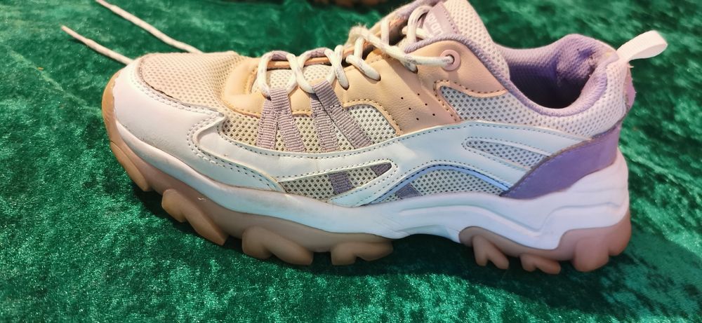 Adidasi Sprandi, damă