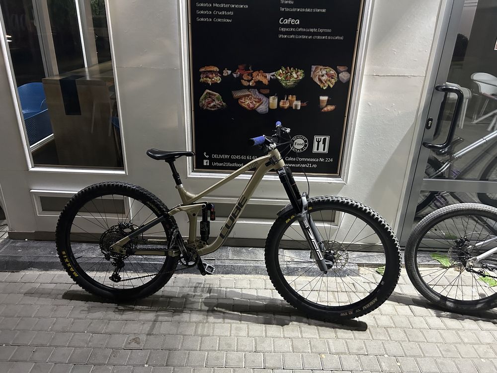 bicicleta full suspension Cube stereo 170 R 2023