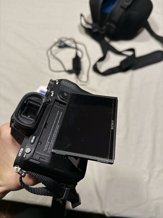 Sony A7 III + Obiectiv 28-70mm OSS • Doar 4.718 cadre