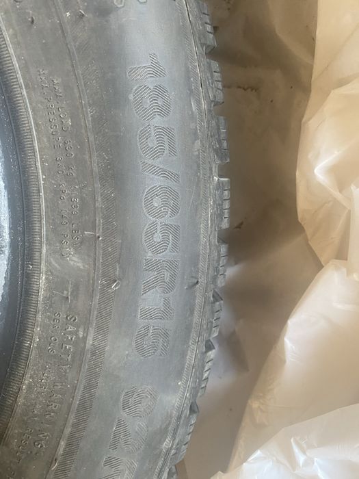 Продам шины б/у. Зимние.