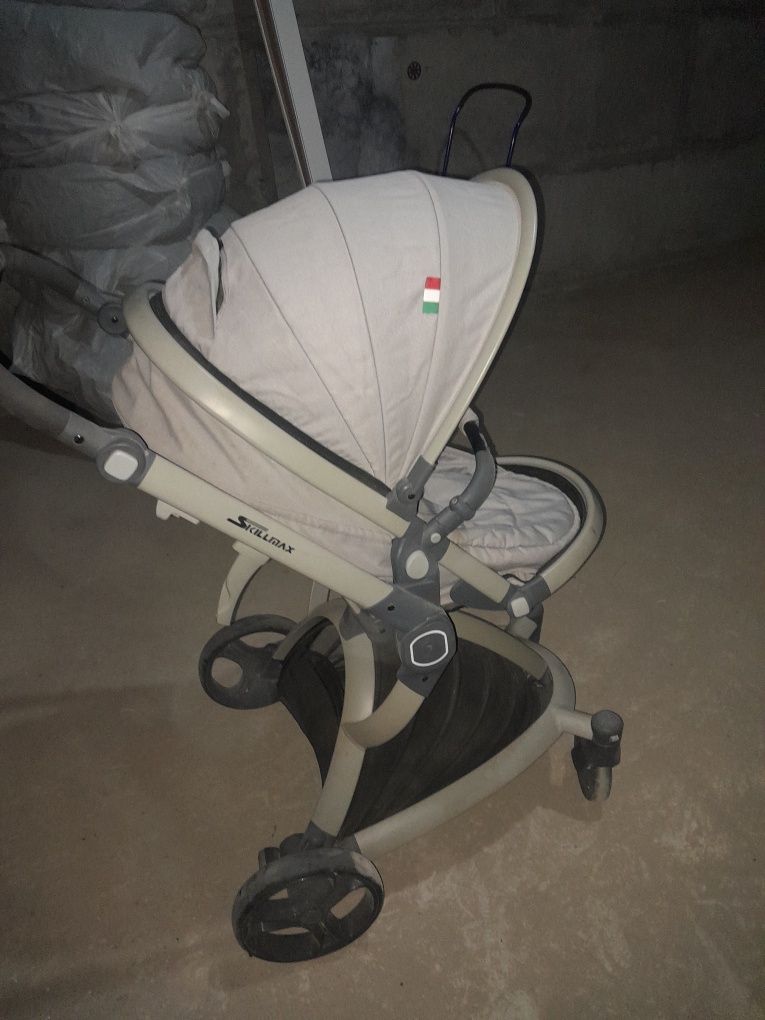 Продам детскую коляску