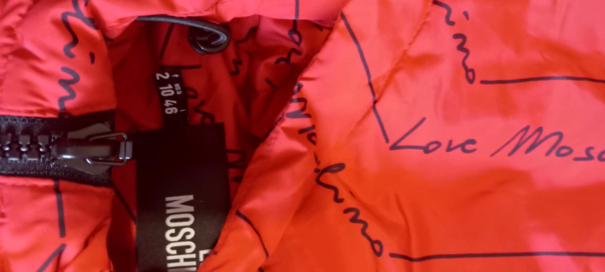 Яке Love Moschino