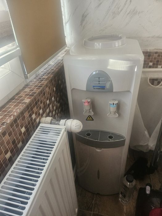 Dozator apa la fantana