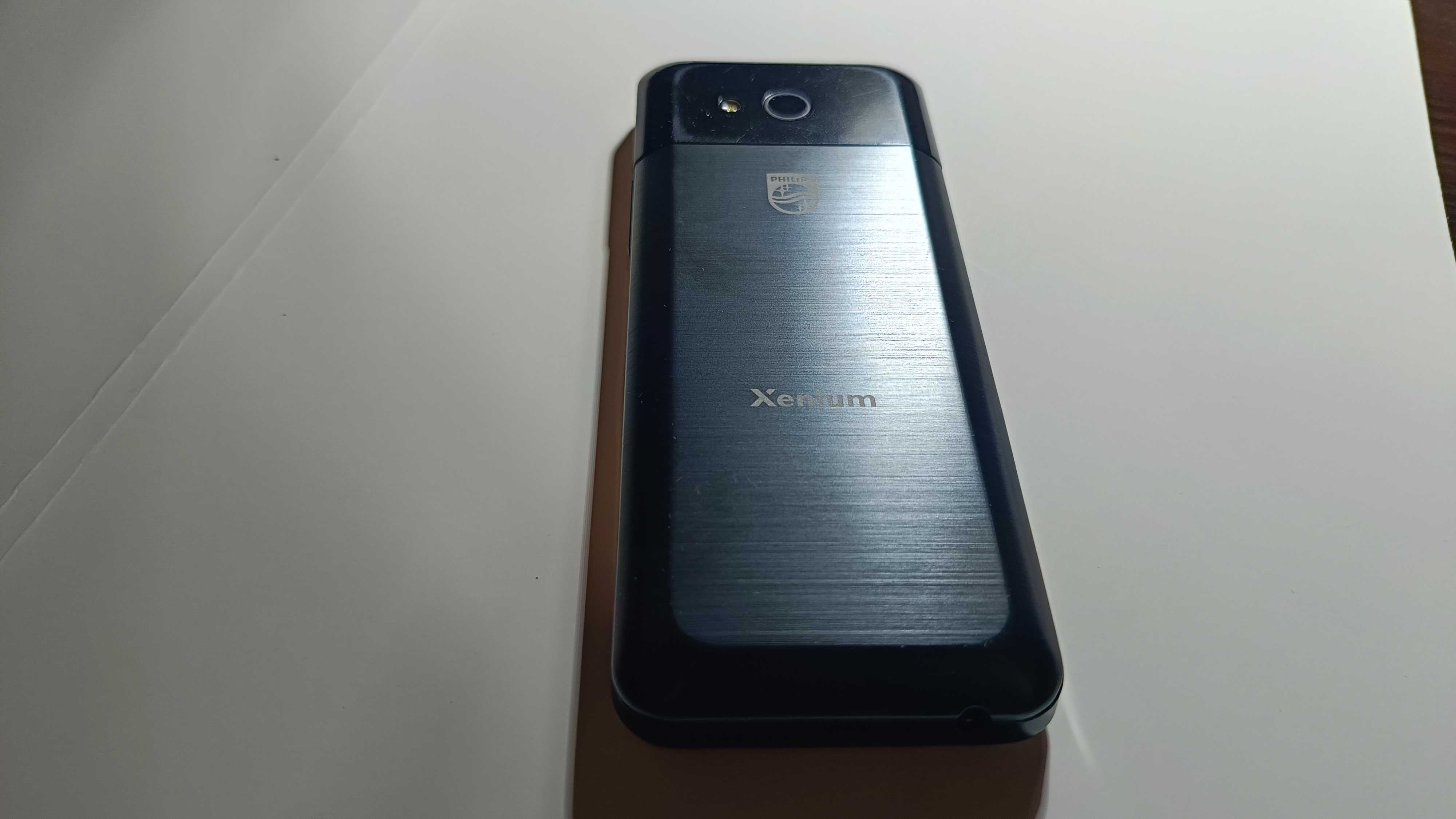 Philips Xenium E590
