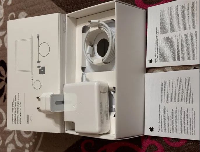 ! от ( Apple ) зарядка для MacBook - блок питания на макбук