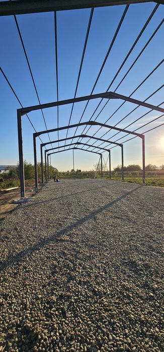 Vand hala de 10x24x3.pret 7000euro