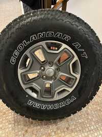 Джанти + нов гуми 315/70 r17 оригинални Jeep Wrangler