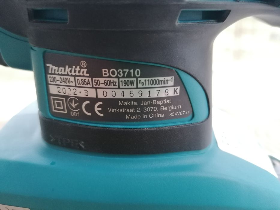 Șlefuitor makita pe fir