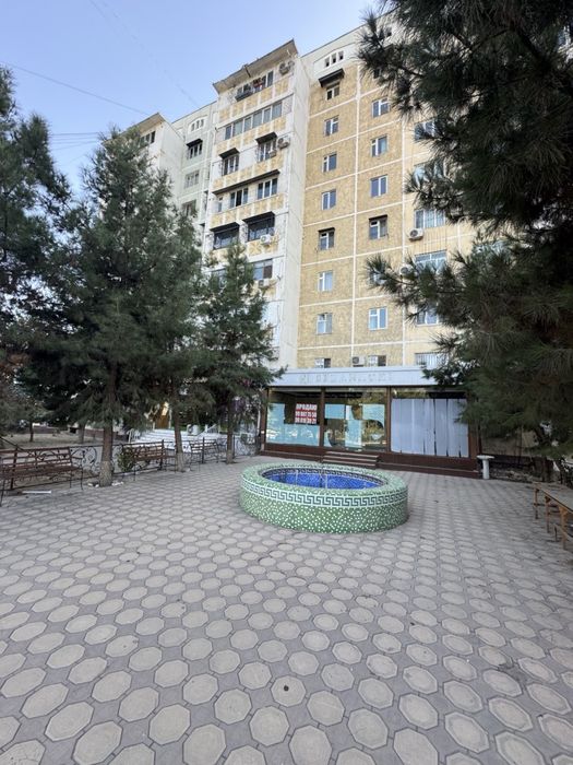 Под бизнес!метро Беруни! 1-я линия,114м.кв,160.000 $