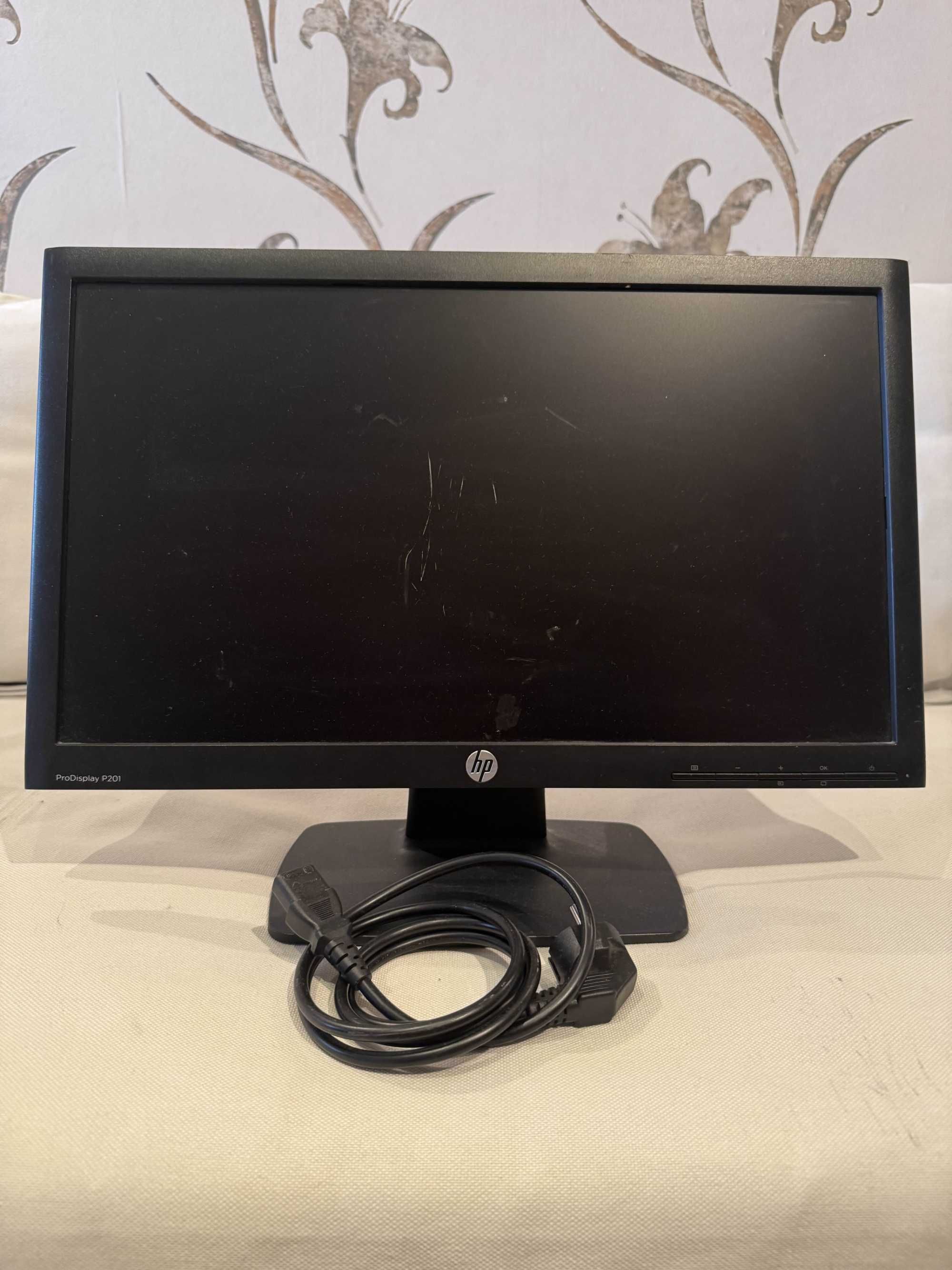 HP ProDisplay P201 – 20" монитор + кабел