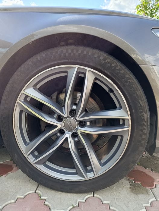 Vând jante R20 cauciucuri de vară DOT 1724