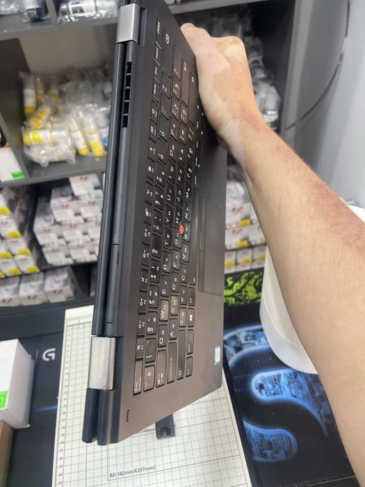 Ноутбук Lenovo i5/16/256