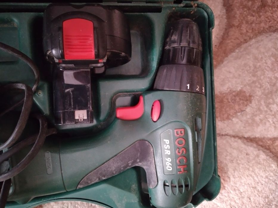 Винтоверт  Bosch 9,6 v