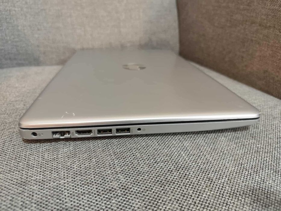 Laptop Hp 15-DAOXX, Intel, 8Gb Ram, SSD240Gb, aspect superb! Garantie!