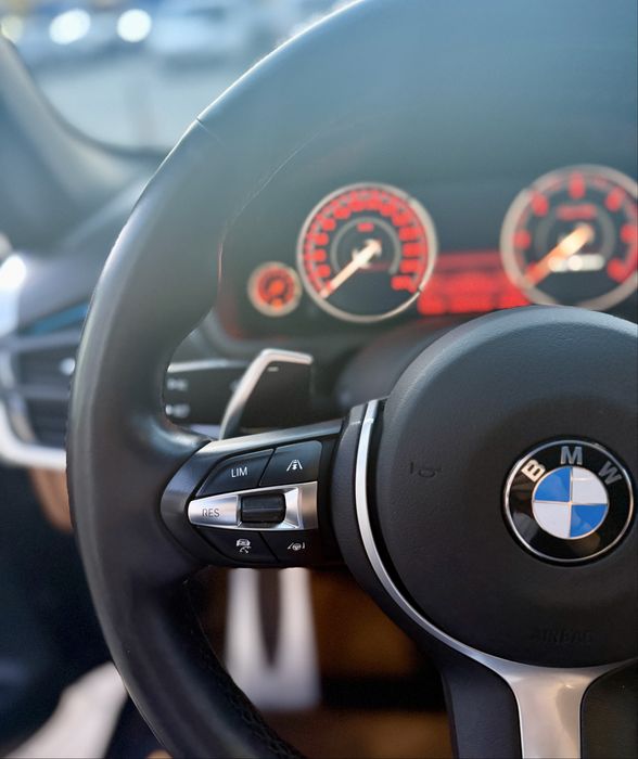 Bmw X6 M50d - F16 • X-drive • Individual • B&O • 381 Cp • Trapă • 2015