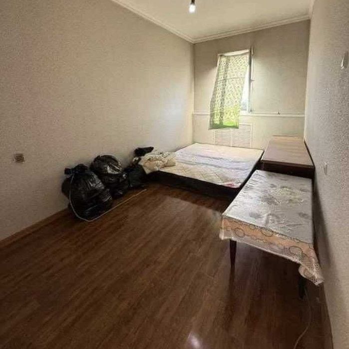 Продаётся 3/9/9 Юнусабад 11, линия метро, 70 м2, ключи в нотариусе