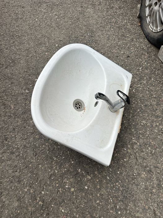 Раковина для умывальника без тумбы