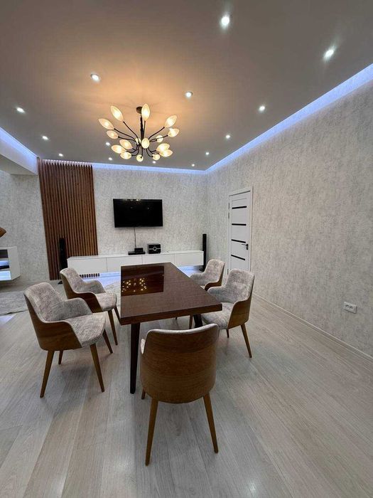 Сдается 3х комнатная квартира на 2 этаже 5- микрорайон мега маркет