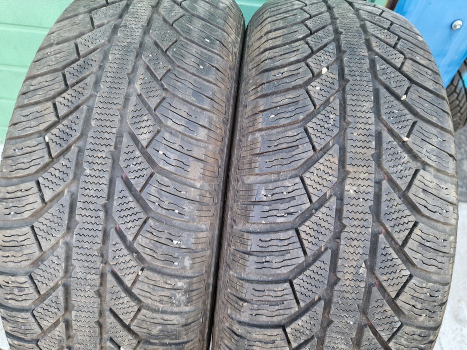 Anvelope 235/60R18 marca Semperit, M +S, DOT 2021