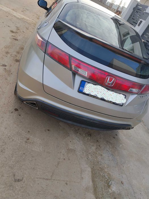 Honda Civic 1.8, gri, cutie automata, 93 mii km reali