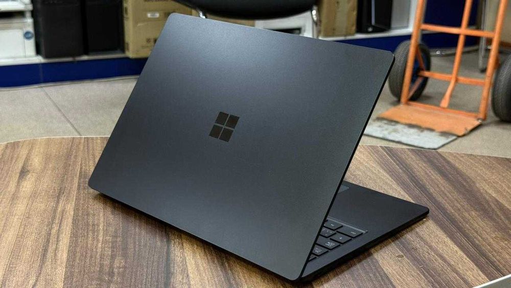 Ноутбук Microsoft Surface 4 13"