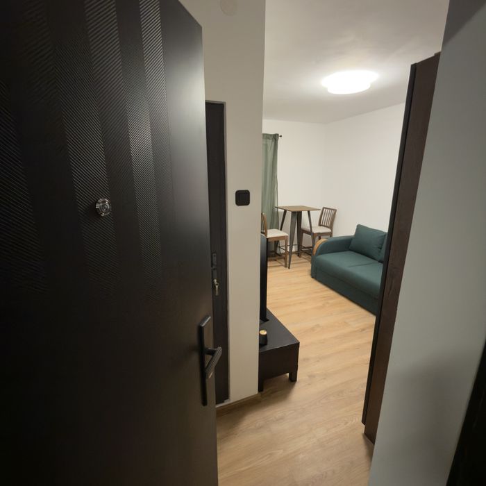 PROPRIETAR:  Titan, Garsoniera Renovata Complet - Mutare Imediata