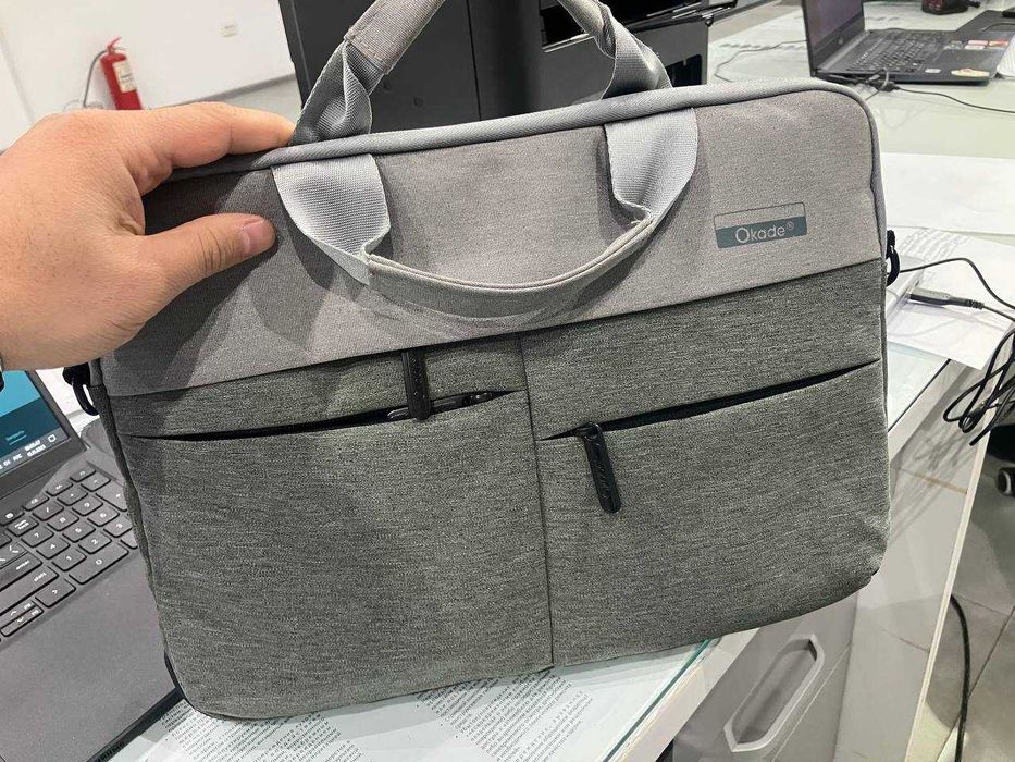 MacBook  Air M1  8/256  tinniq