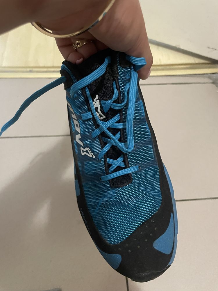 Inov8 oroc 280 V2 обувки с шипове