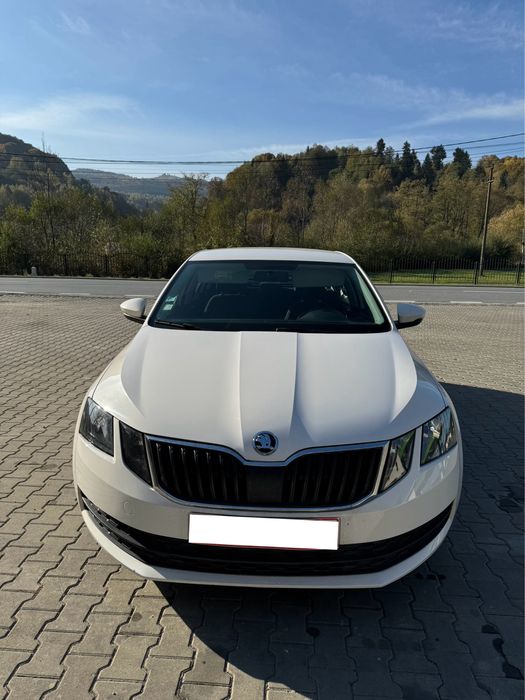 Inchirieri auto Aeroport Iasi - chirie auto - masini de închiriat -