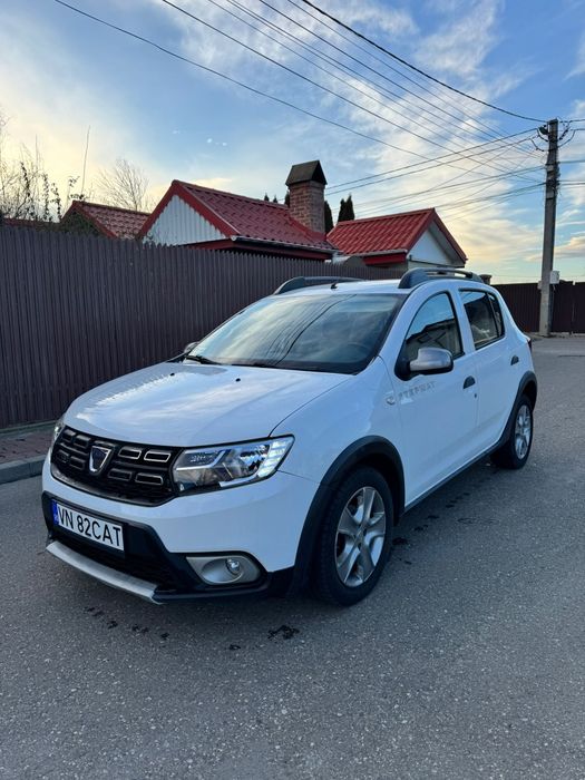 Sandero Stepway  2018 0.9 Tce
-Fabricație 2018
-Aer condiționat 
-Geam