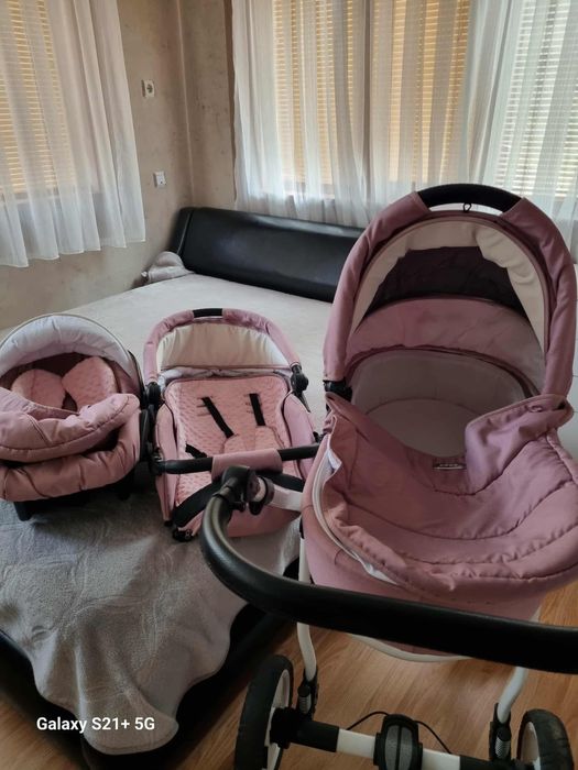 Бебешка количка 3 в 1