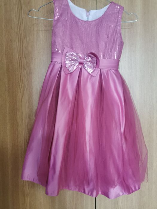 Rochiță de vânzare