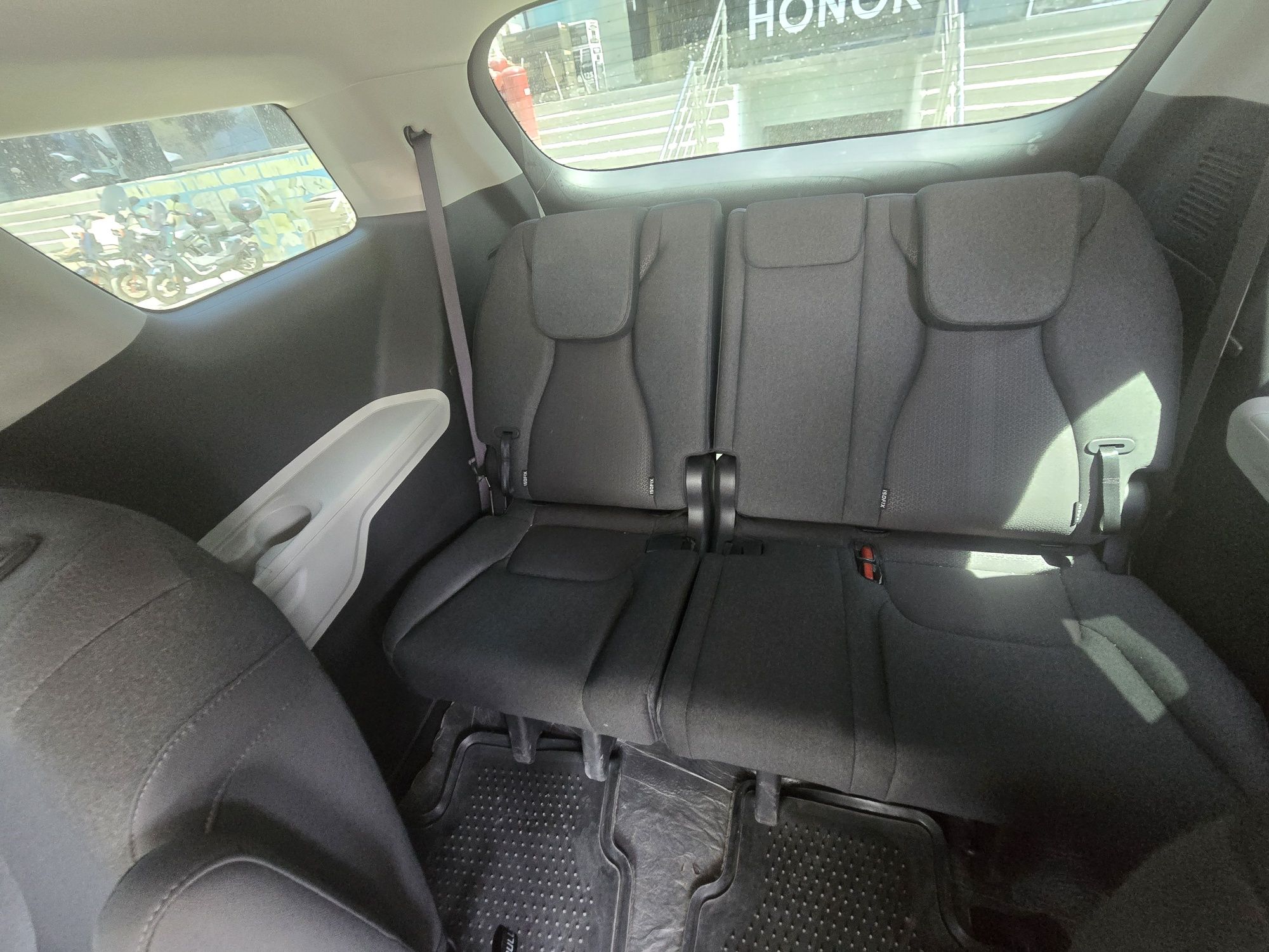 Kia Carnival 2023 простой