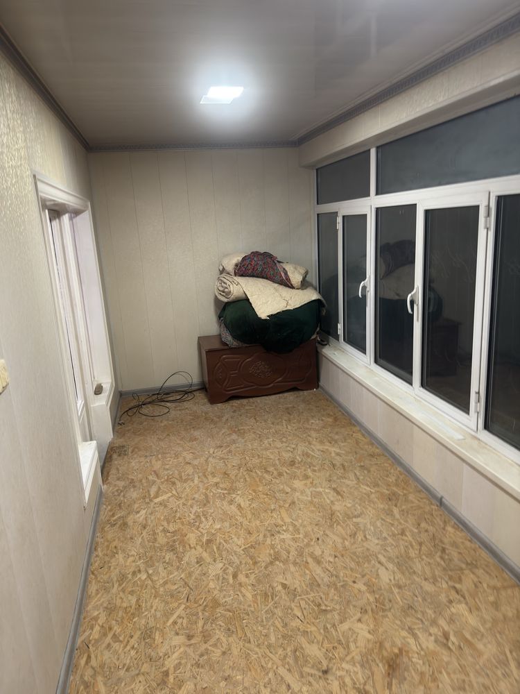 Продается квартира город Янгийул. 3х комнатная