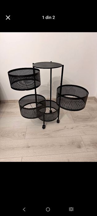 Vând raft metalic rotativ / coș legume