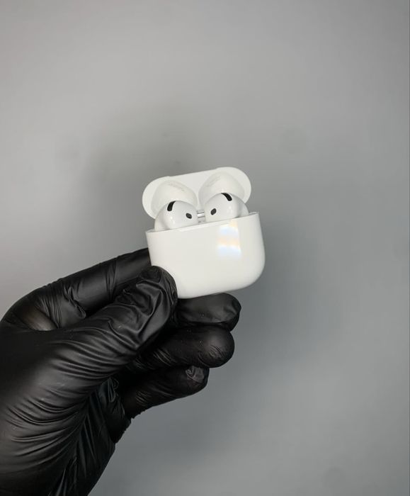 Apple Air Pods 4