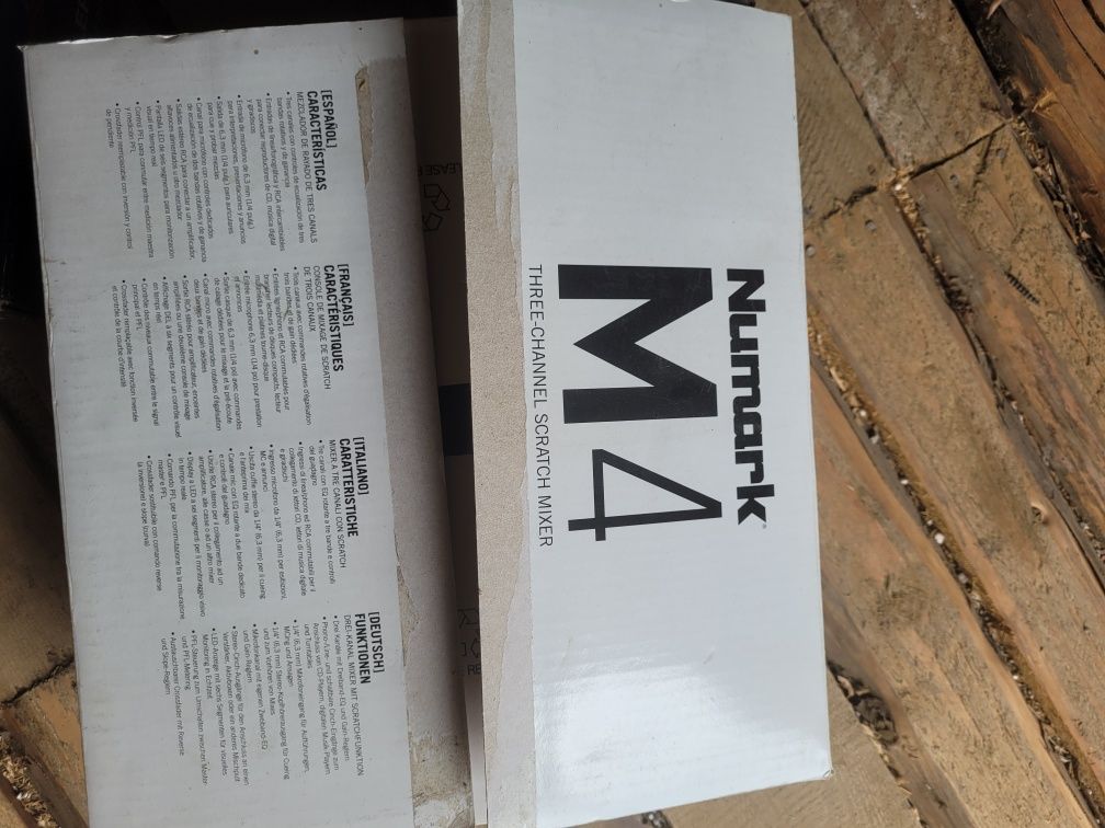 Comsola numark m4 noua