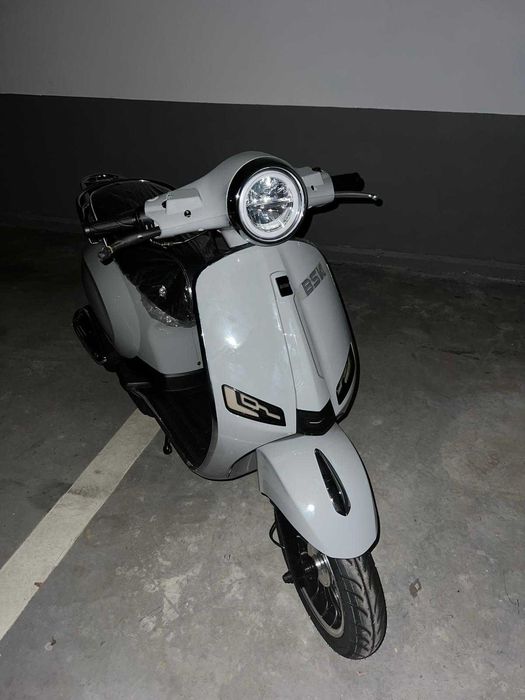 Vand Scuter BSK Pablo - An 2024 - 49CC - Nu necesita permis!