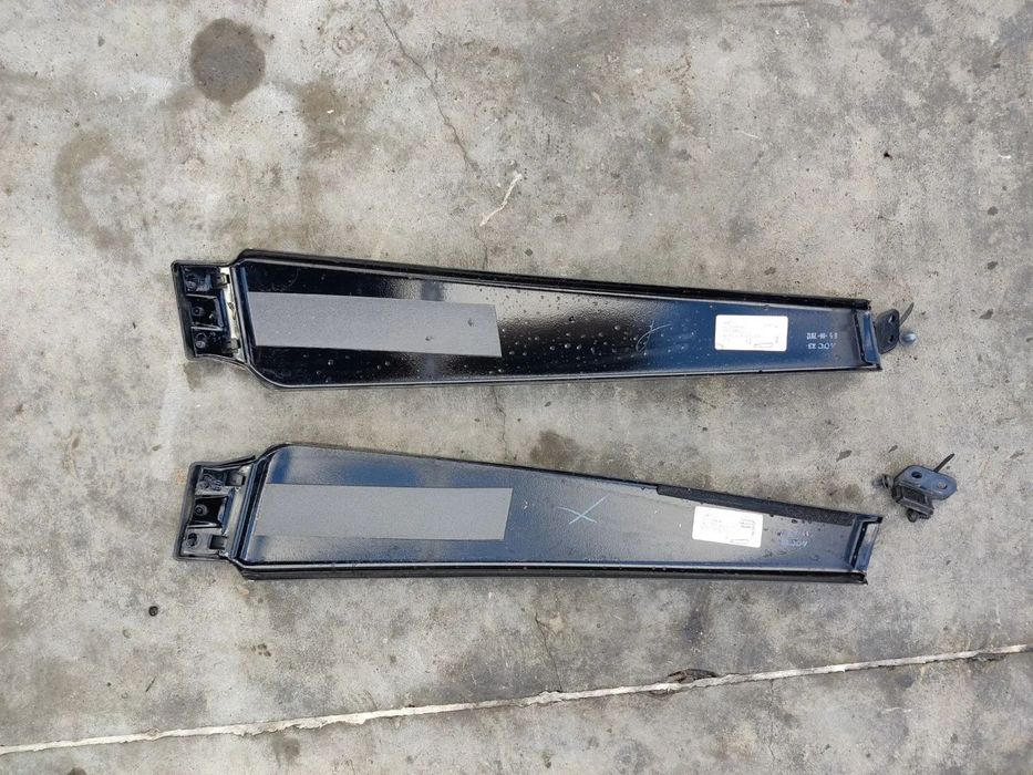 Ornamente Trimuri laterale exterior stalp intre usi portiere Seat Exeo Audi A4 8E0853289D/290D