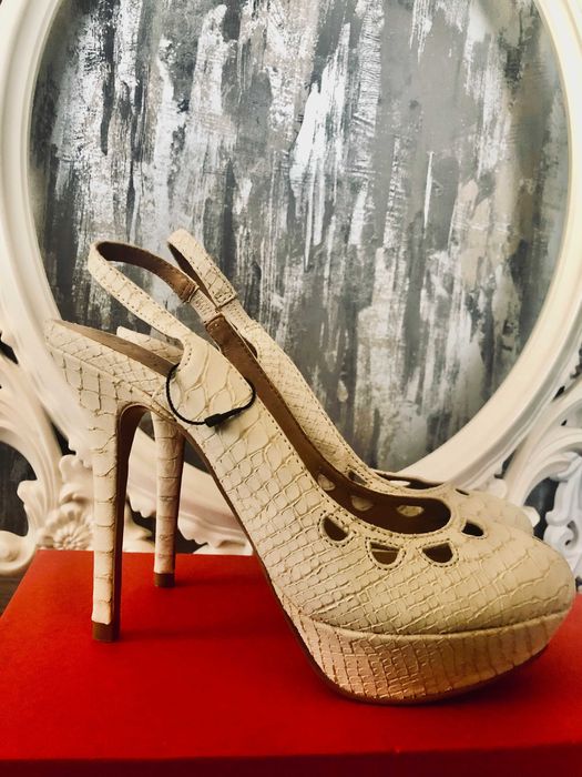 Pantofi bej cu platforma toc piele naturala sarpe ZARA 39