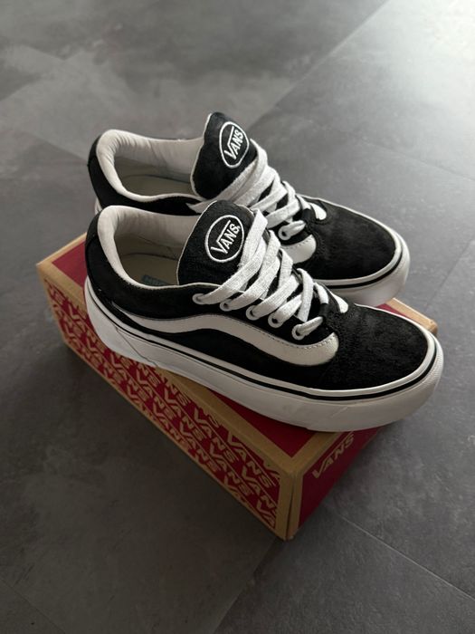 Обувки Converse VANS Zara и др.