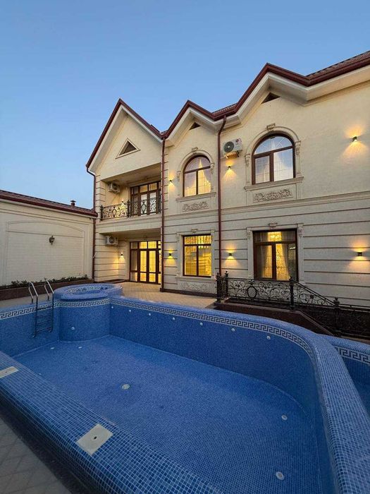 Продаётся Дом 8 соток 8 комнат 600 м² Бассейн Хаммам