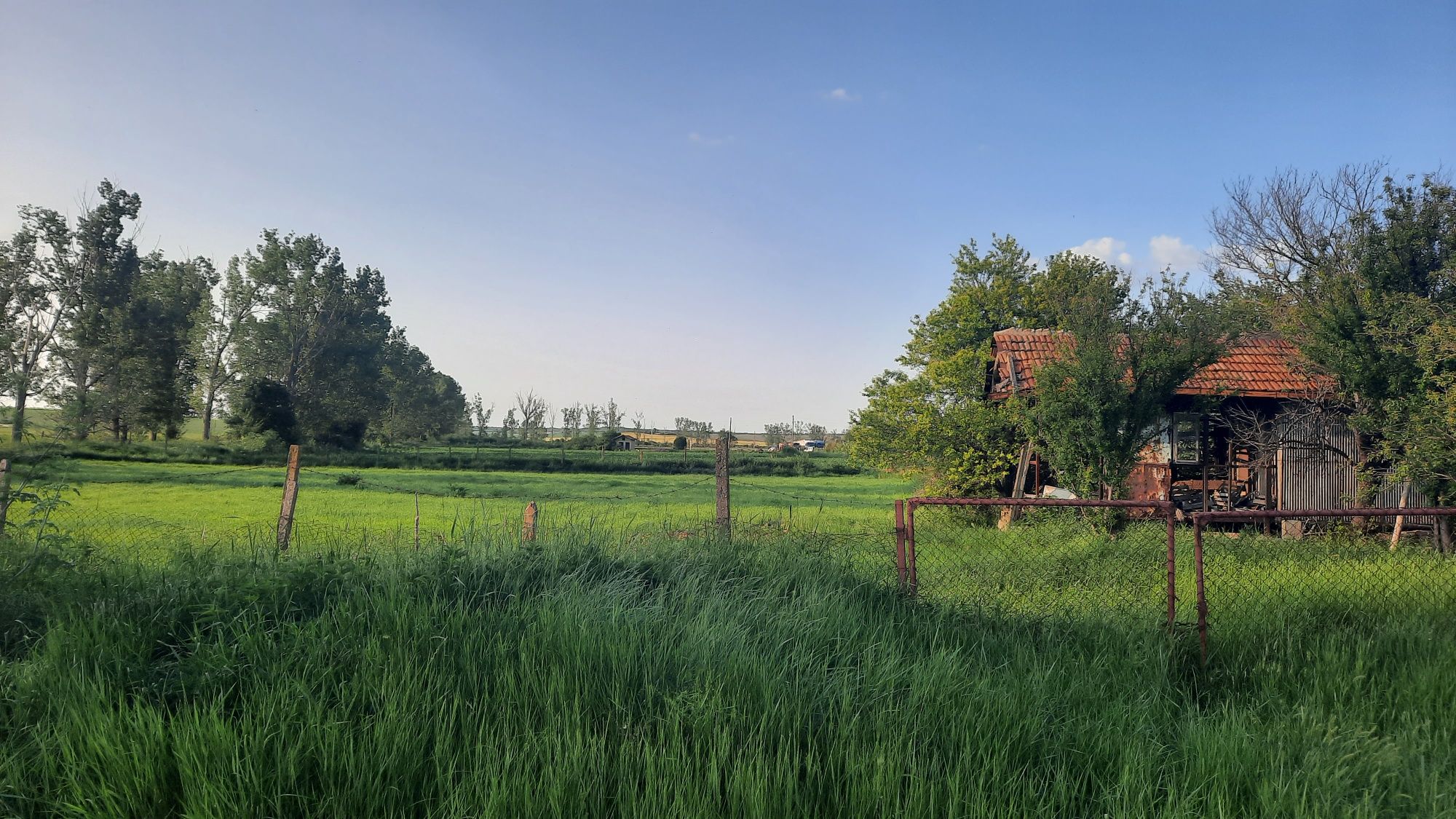 Продава се парцел в с.Благово,област Шумен
